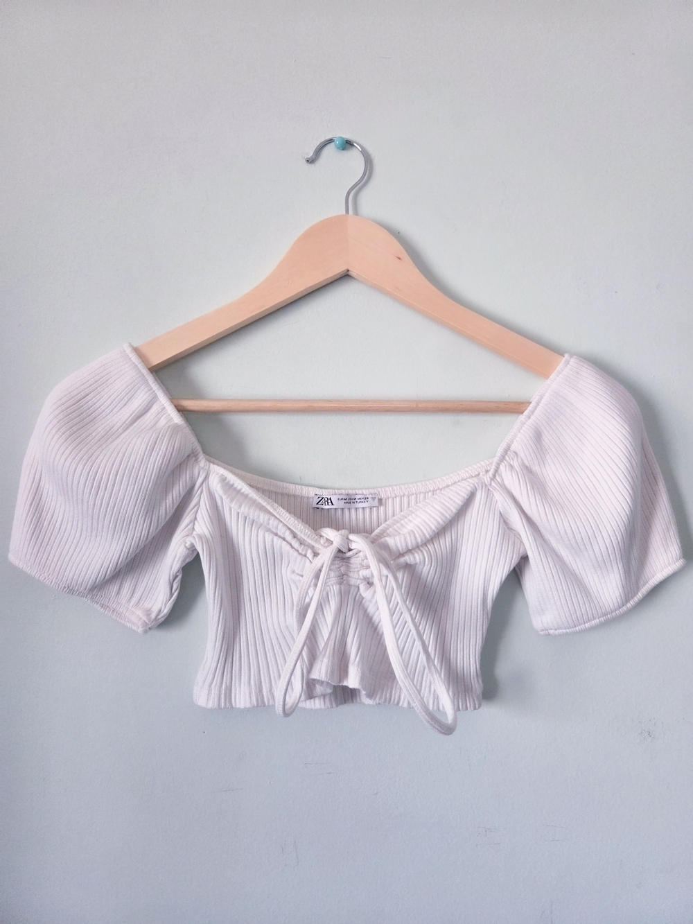 Zara White Ribbed Lace-Up Off-Shoulder Crop Top with Puff Sleeves
